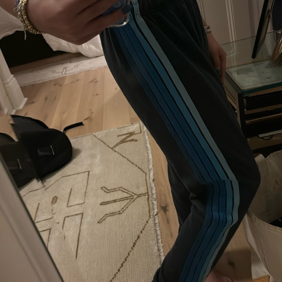 AVIATOR NATION SWEATS, BLACK WITH BLUE STRIPES DOWN ONE LEG, SIZE ADILT XS - Picture 4 of 4